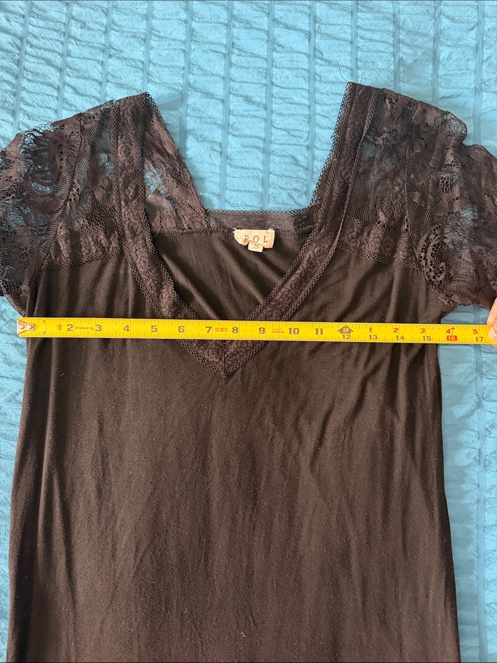 POL Black Lace-Trim V-Neck Camisole - Picture 4 of 6